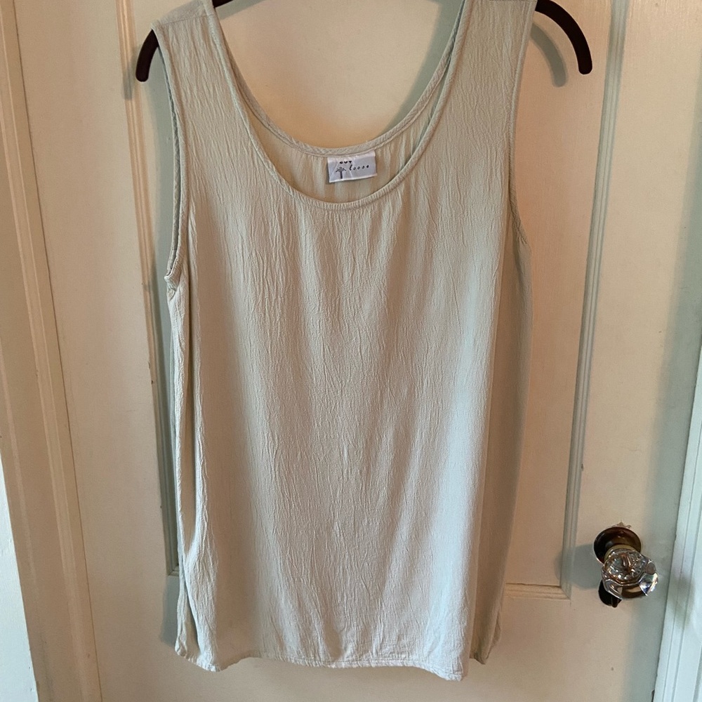 EUC Cut Loose Crinkle 100% Rayon Tank Top Sz Large